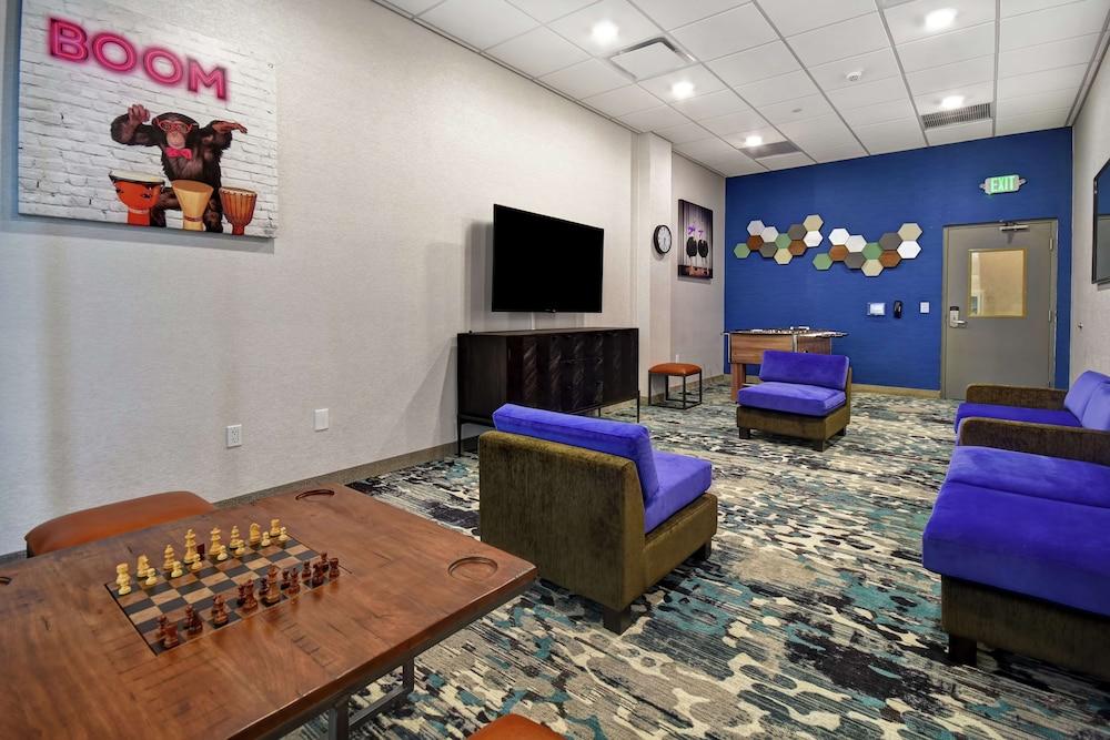 Home2 Suites by Hilton South San Francisco