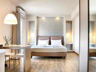Notos Studios & Apartments