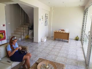 Notos Studios & Apartments