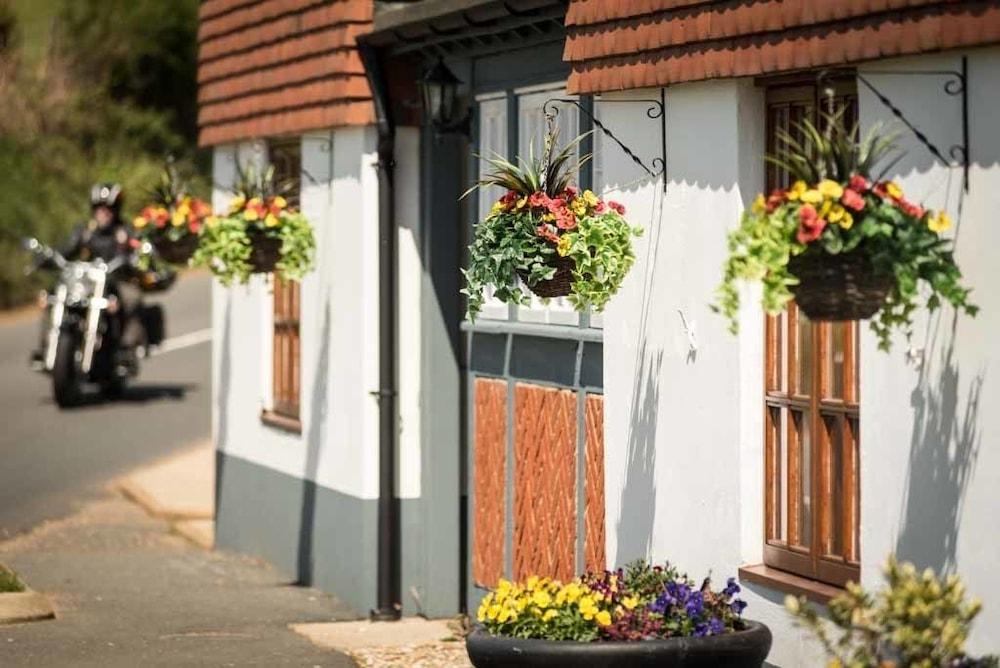 The Chequers Inn