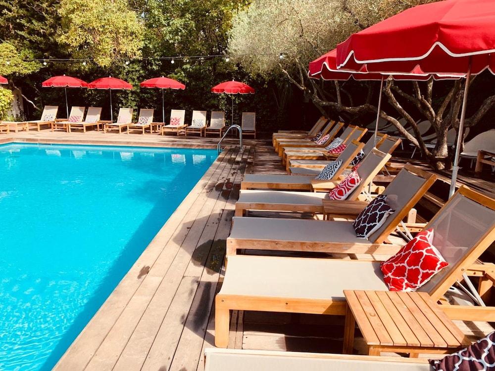 Le Prose Hotel