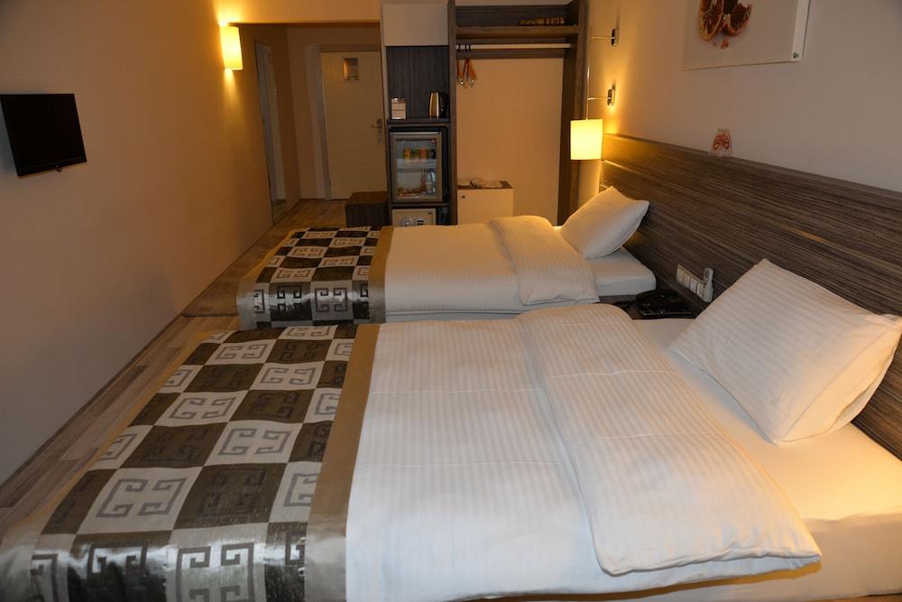 Enar Otel