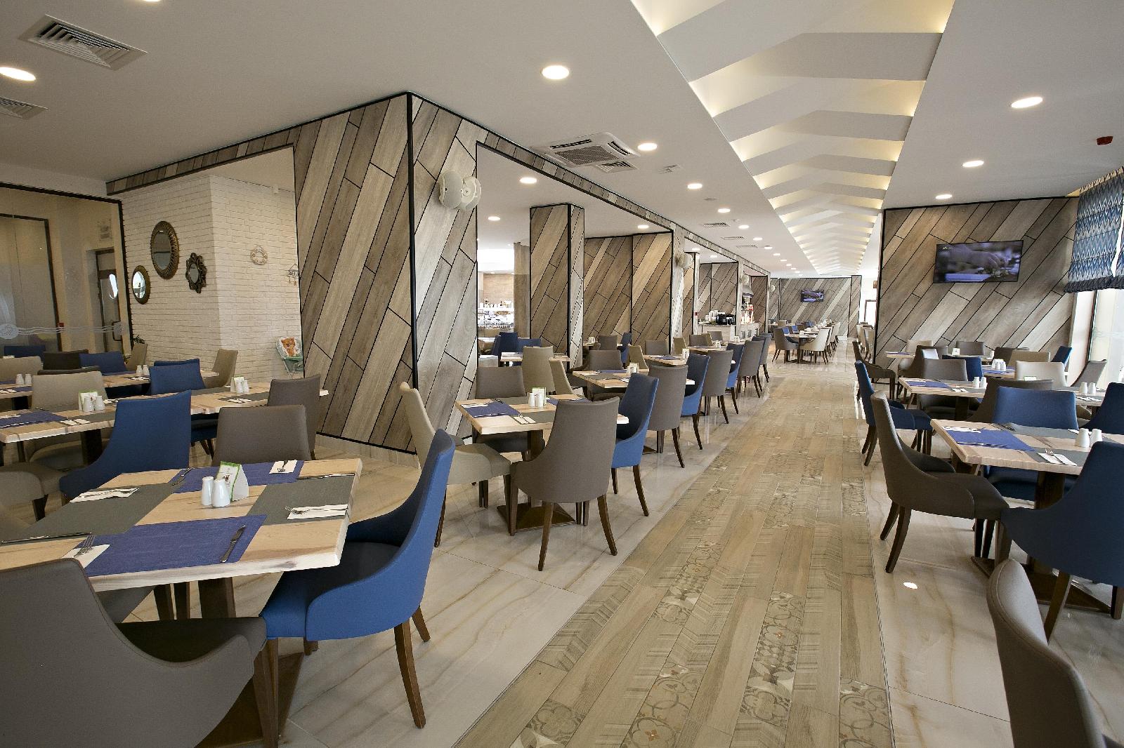 Royal Grand