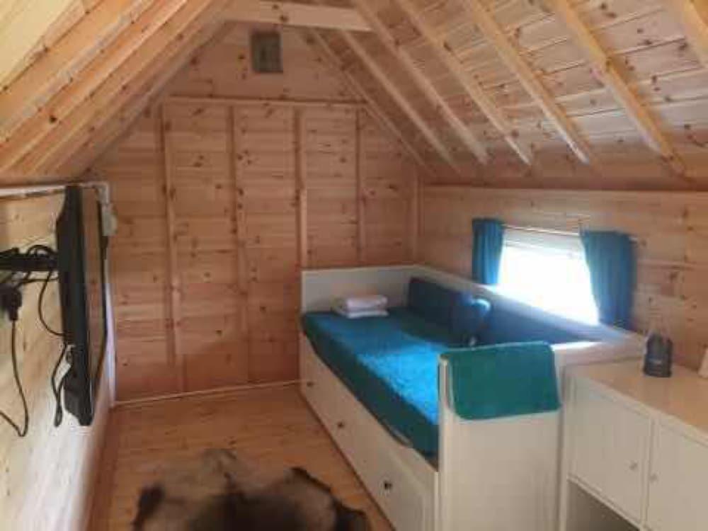Elton Barn Fishery & Retreat