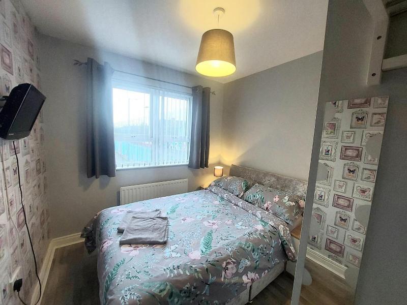 Lawnbrook Town Guest House