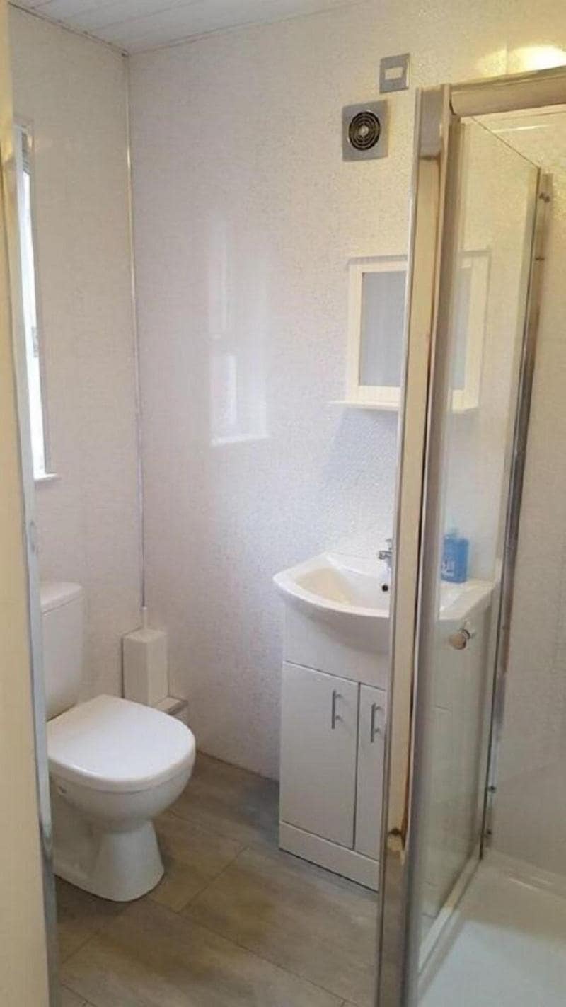 Lawnbrook Town Guest House
