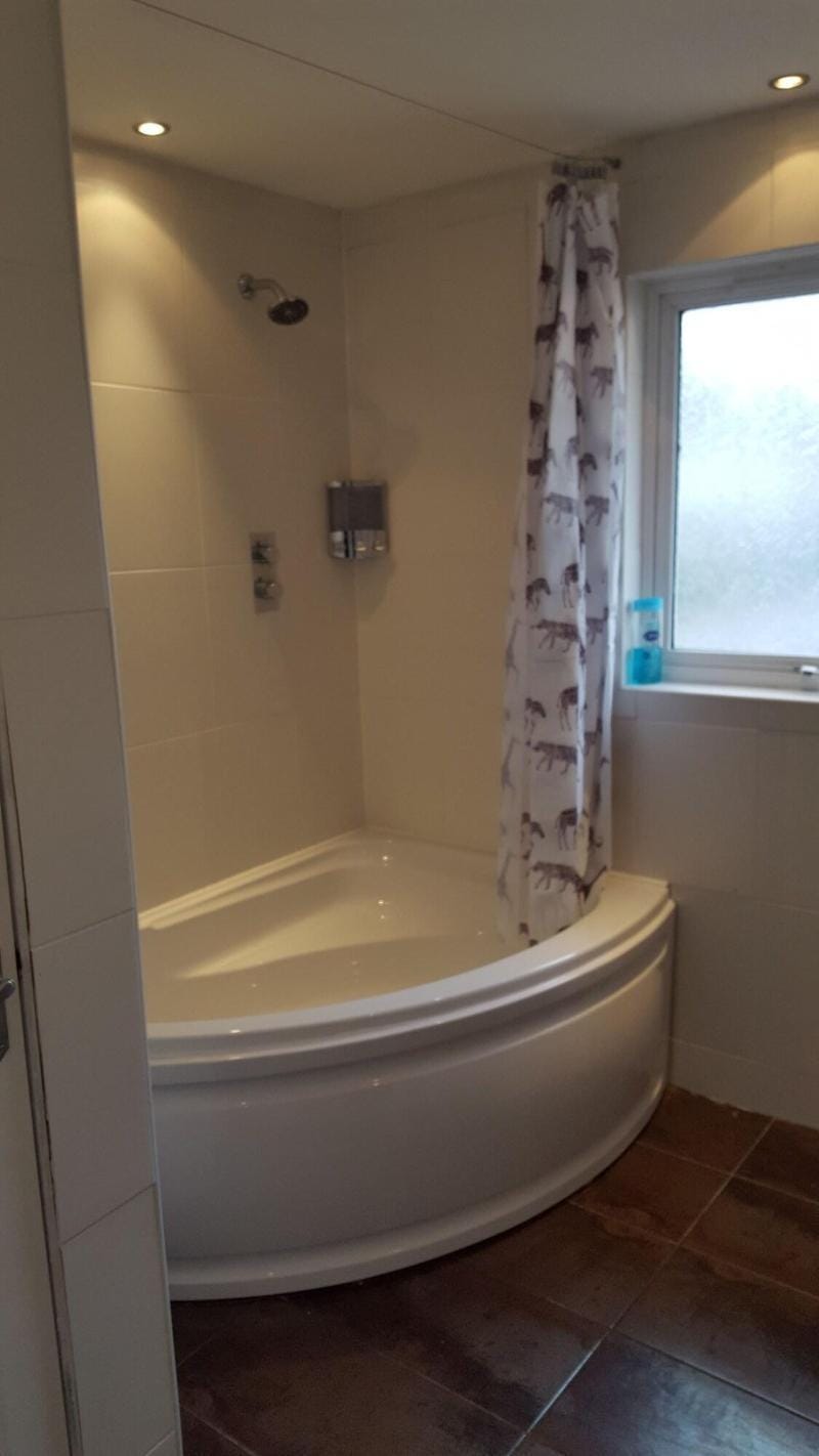 Lawnbrook Town Guest House