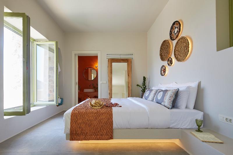 Aeon Suites