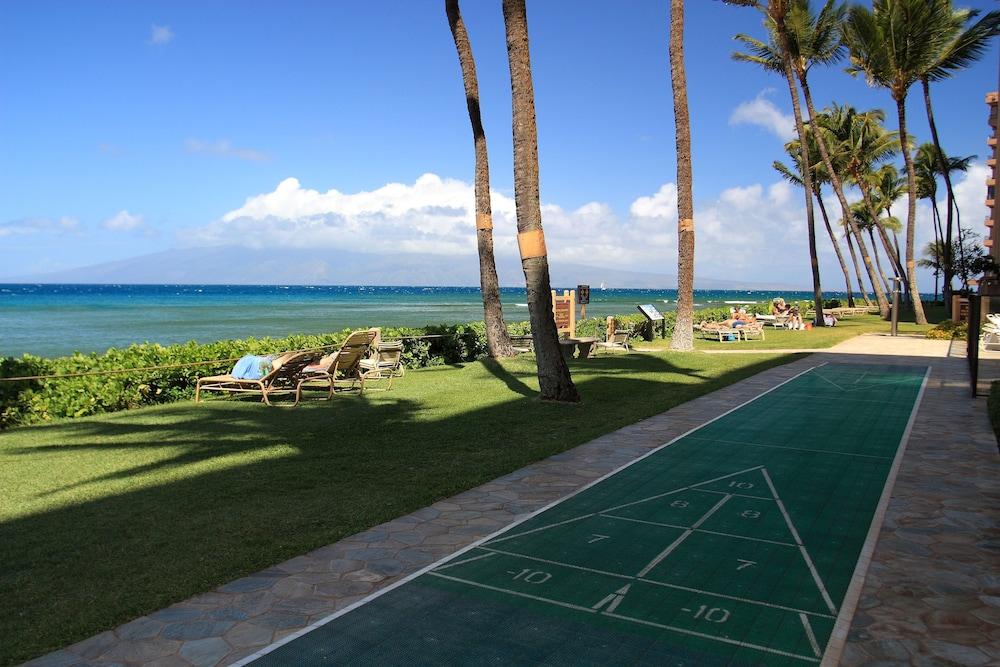 Mahana at Ka'anapali by RedAwning
