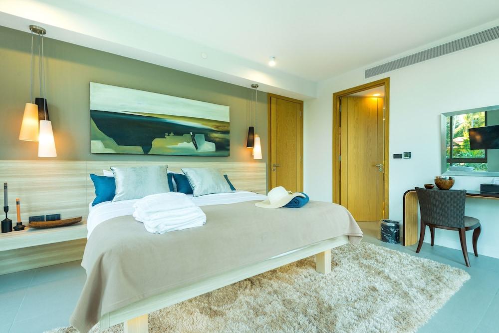 Oceanstone by Holy Cow
