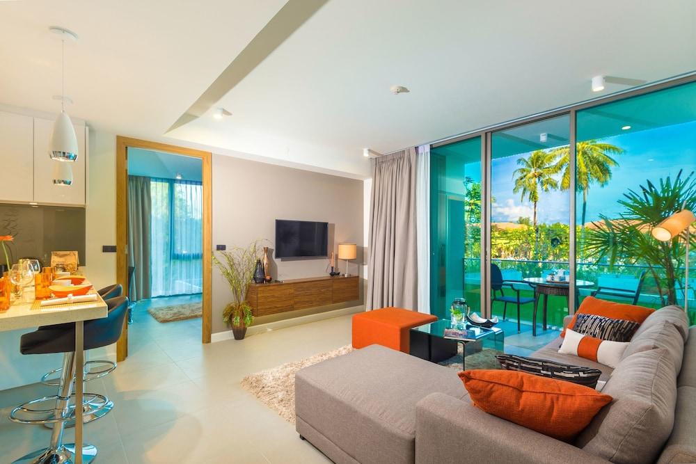 Oceanstone by Holy Cow