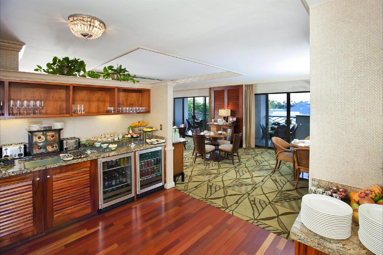 Fairmont Orchid Gold Experience