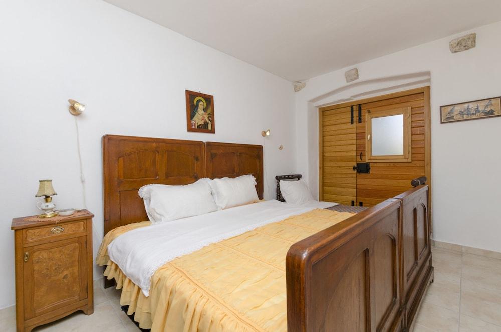 Guest House Lucijo
