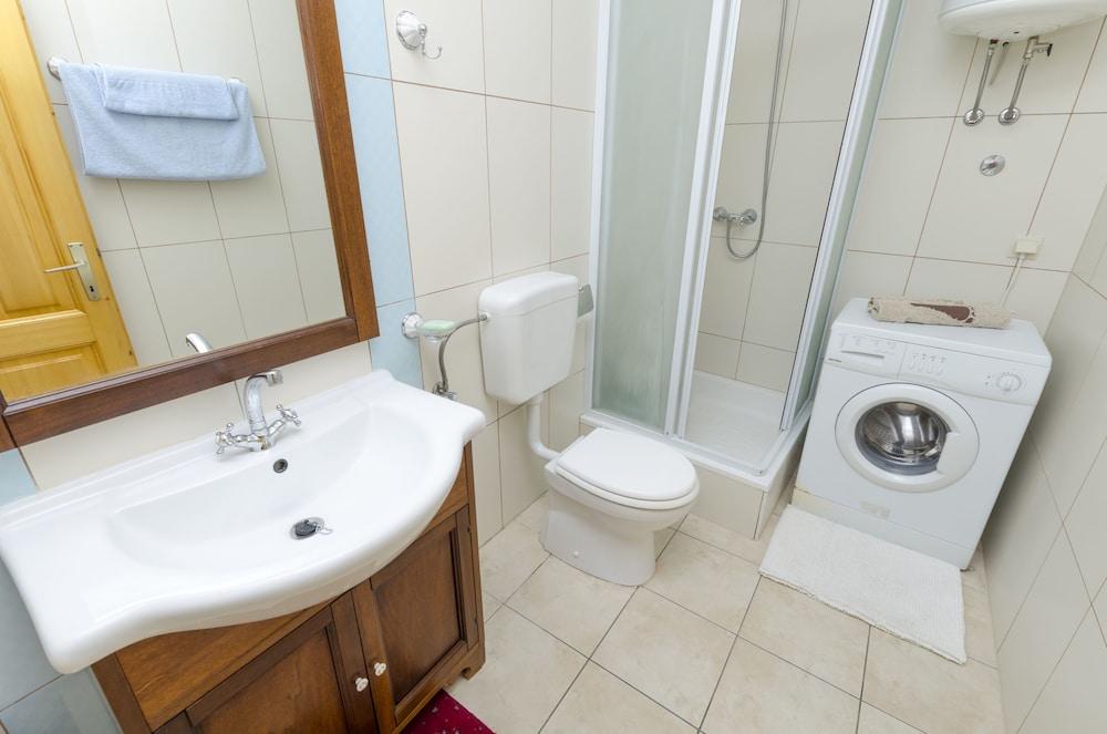 Guest House Lucijo