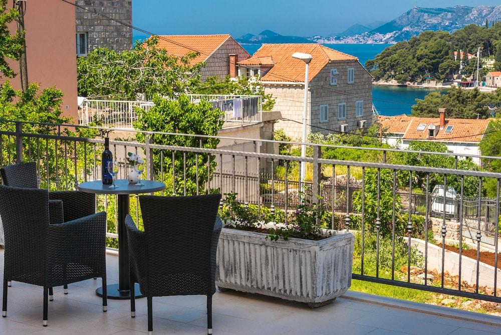 Apartments Rilovic