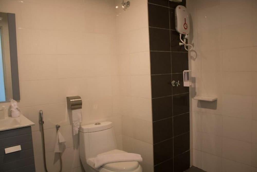 De' Viana Hotel and Apartment