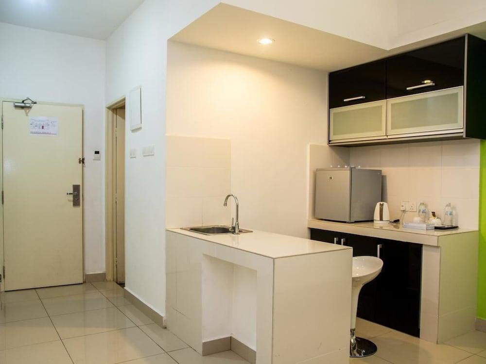 De' Viana Hotel and Apartment