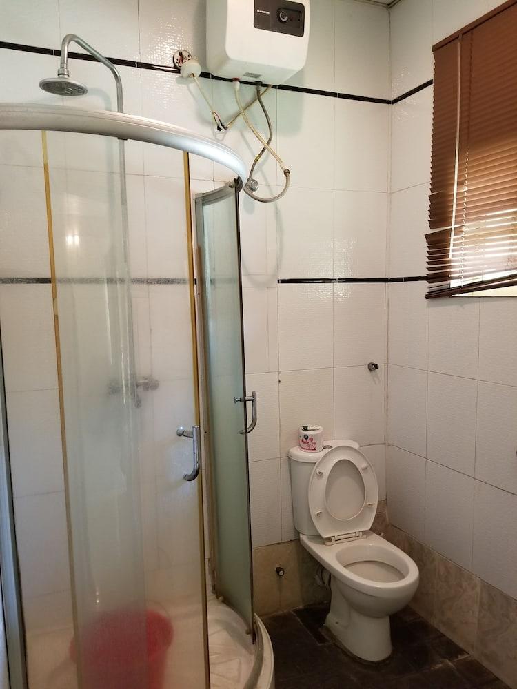 Richton Hotel & Suites