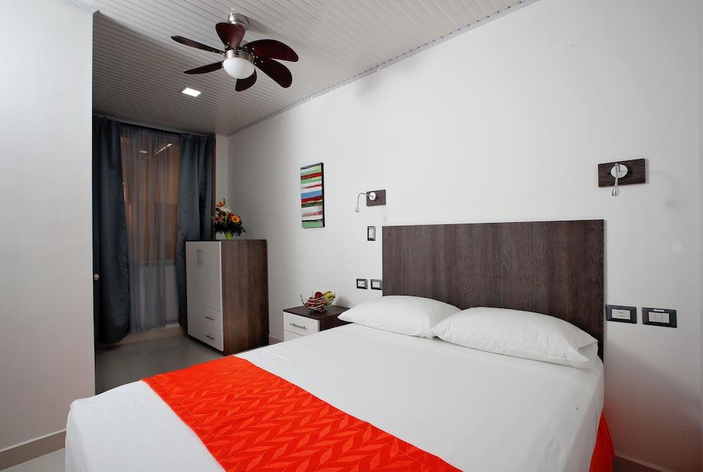 Hotel Milan