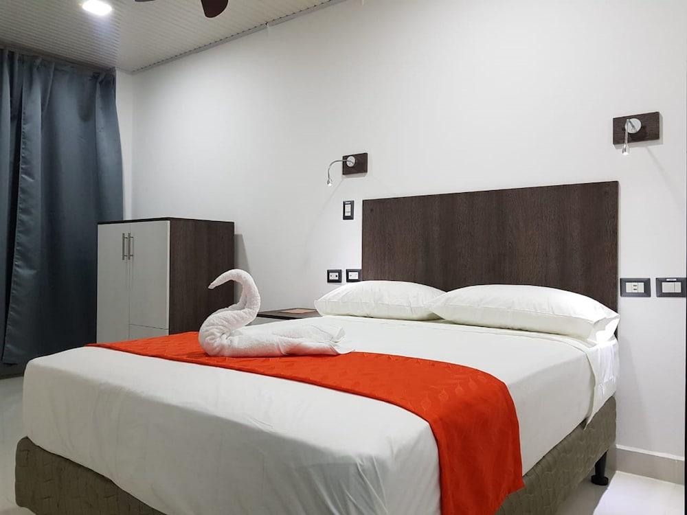 Hotel Milan