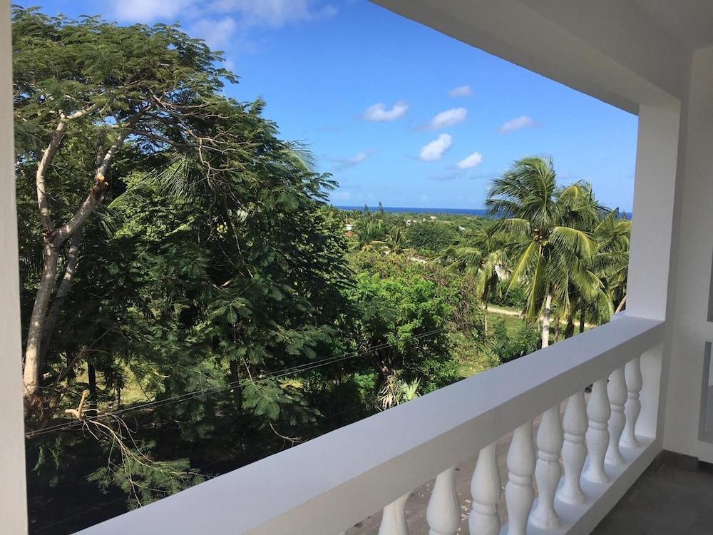 Ocean Palms Residences