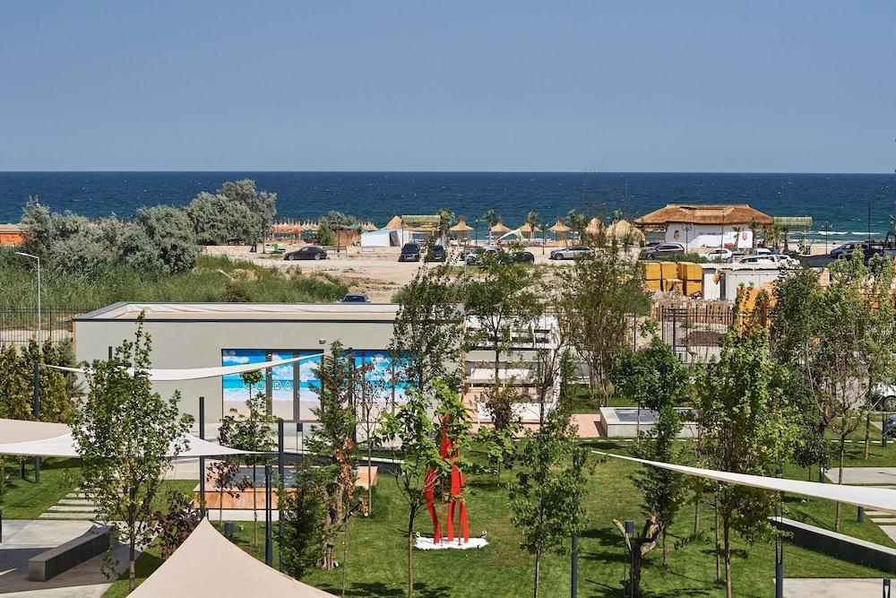 Onix Ns Studios Resort