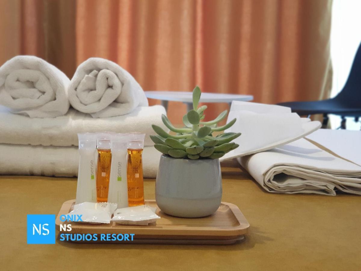 Onix Ns Studios Resort