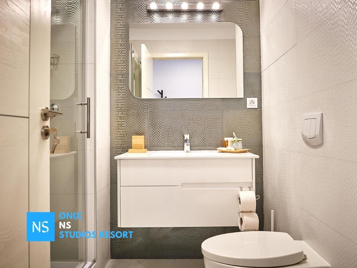 Onix Ns Studios Resort
