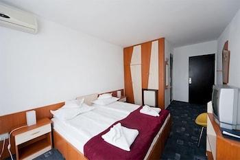 Hotel Opal