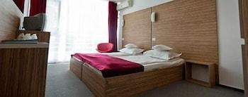 Hotel Opal
