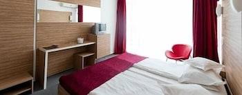 Hotel Opal