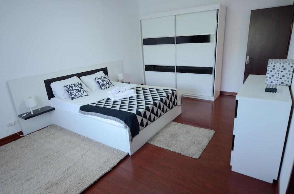 Divan Residence Apartments