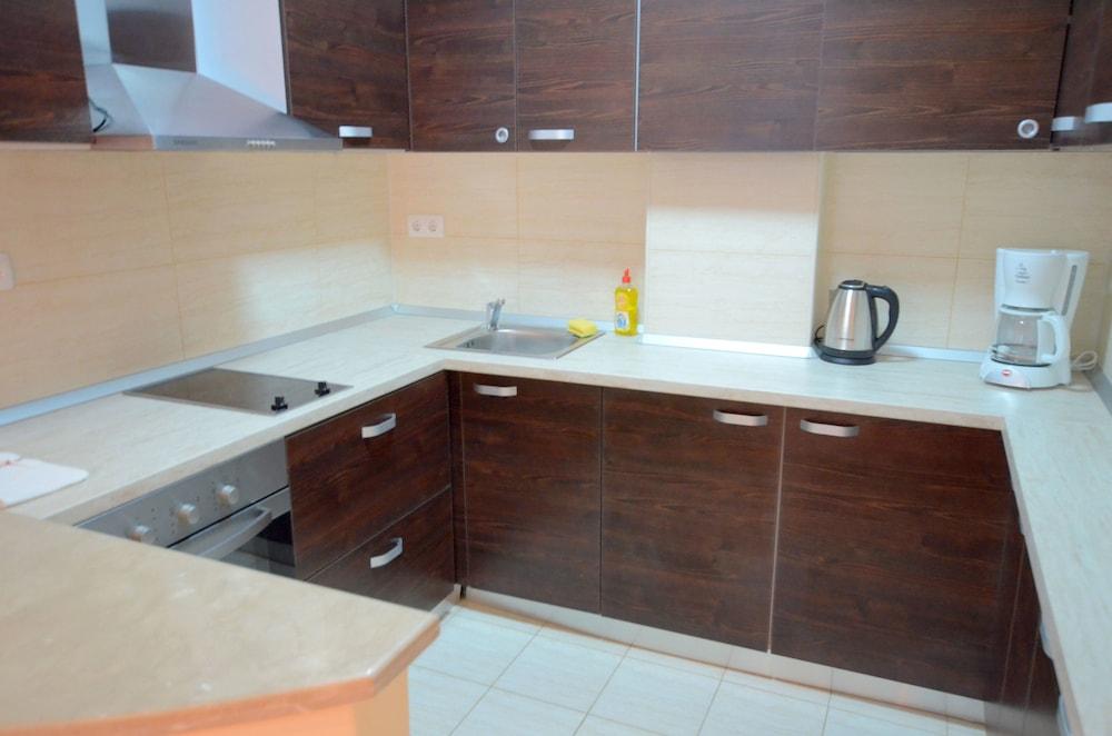 Divan Residence Apartments