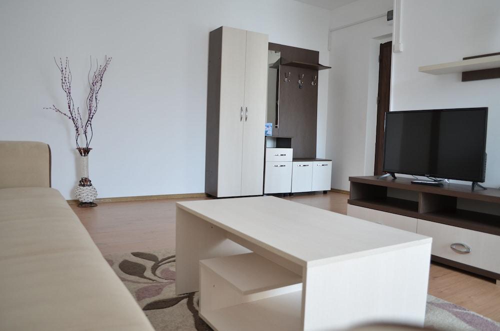 Alexys Residence