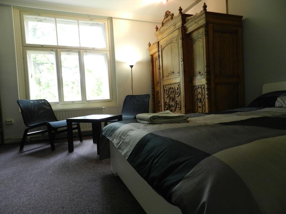 Good Mood Hotel
