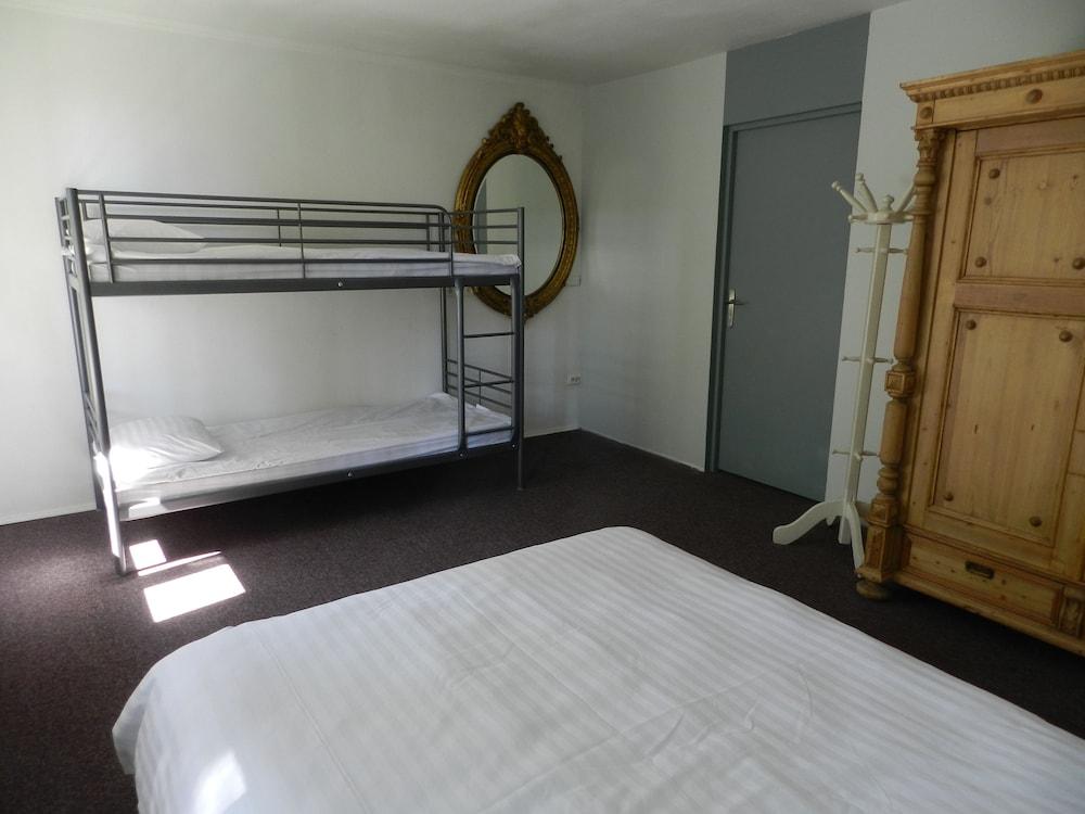 Good Mood Hotel