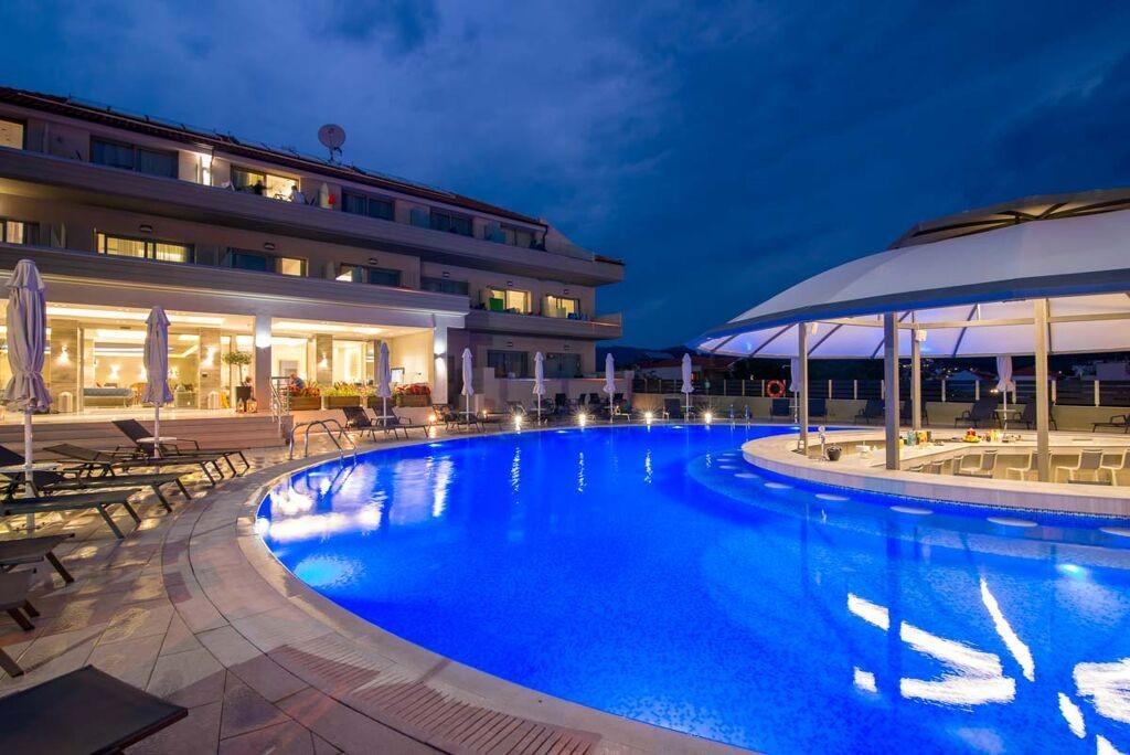 The Dome Luxury Hotel