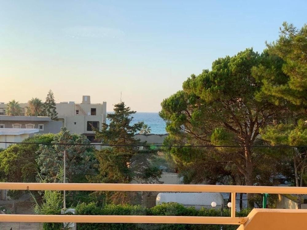 Dioni Hotel