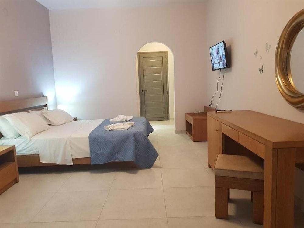 Dioni Hotel