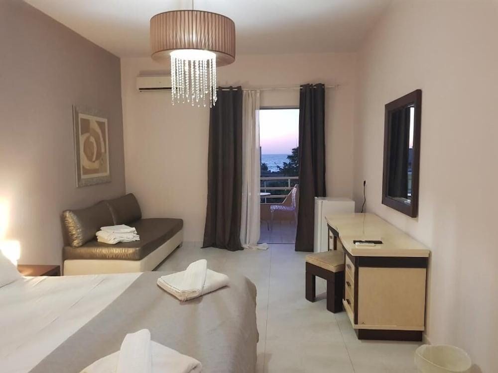 Dioni Hotel