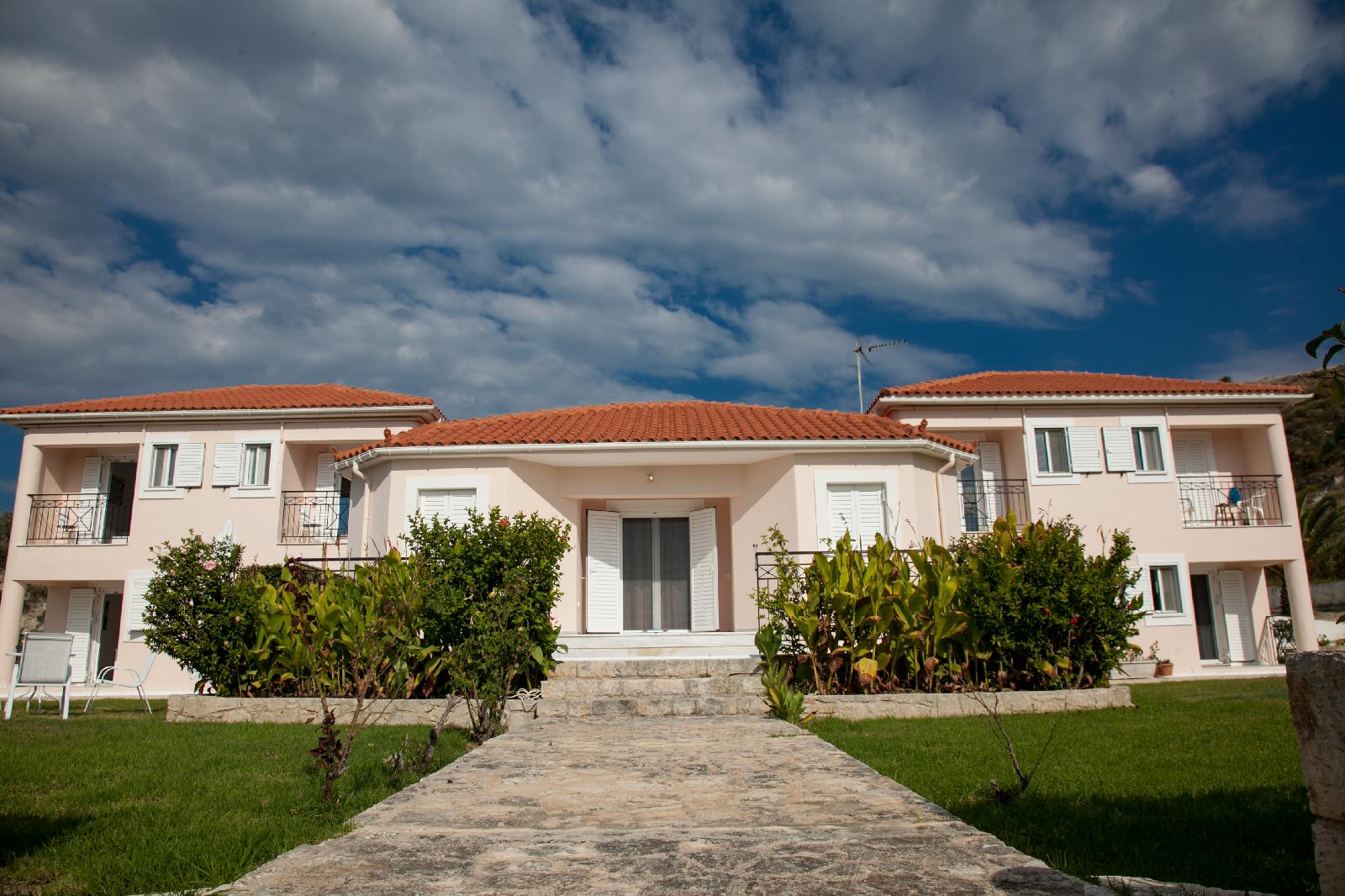 Cavaliere Houses