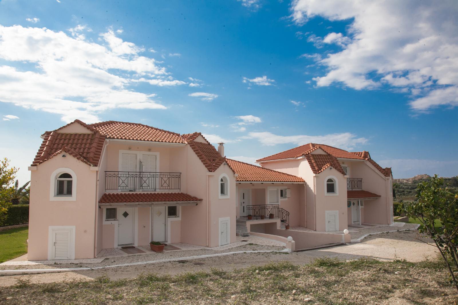 Cavaliere Houses
