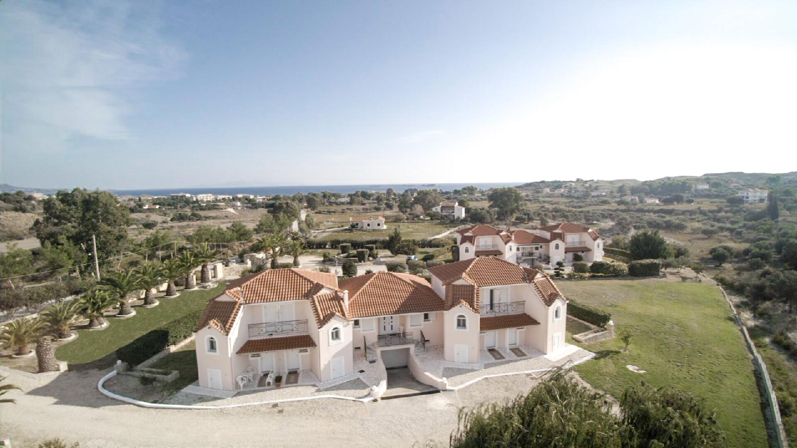 Cavaliere Houses