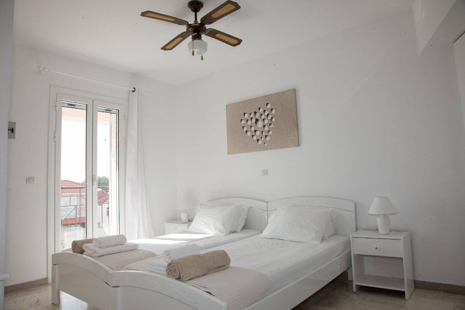 Cavaliere Houses