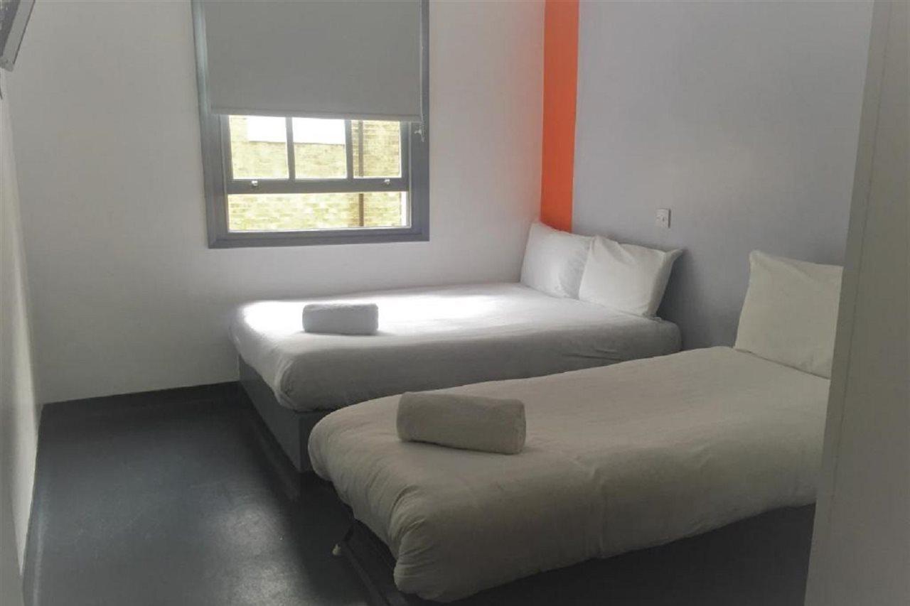 easyHotel Victoria