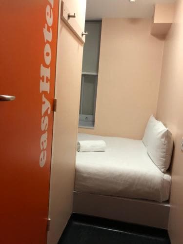 easyHotel Victoria