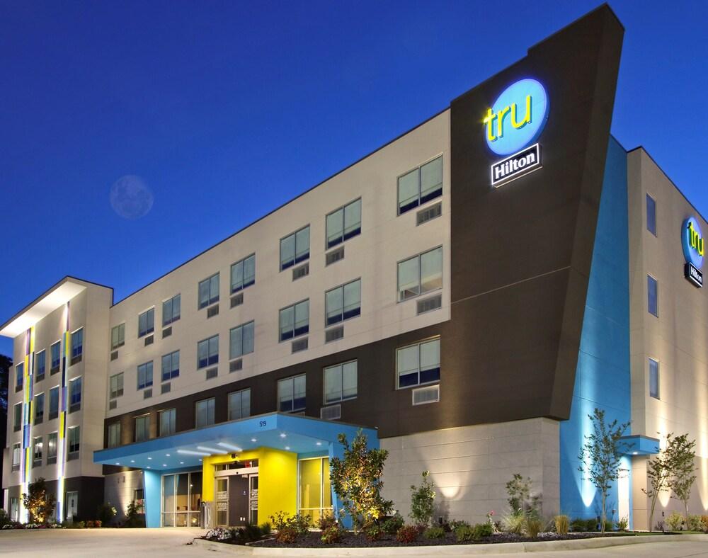 Tru By Hilton Lawrence