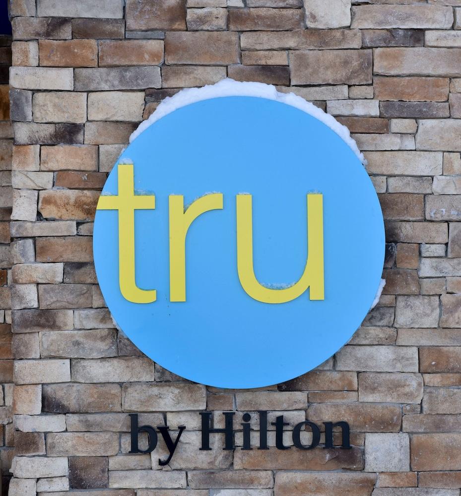 Tru By Hilton Lawrence