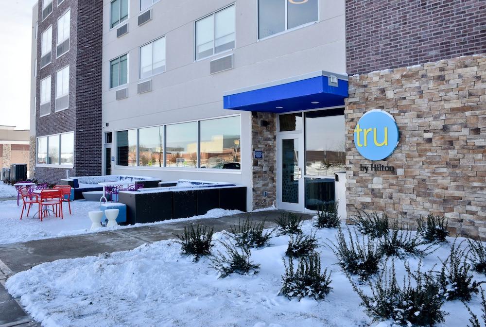 Tru By Hilton Lawrence
