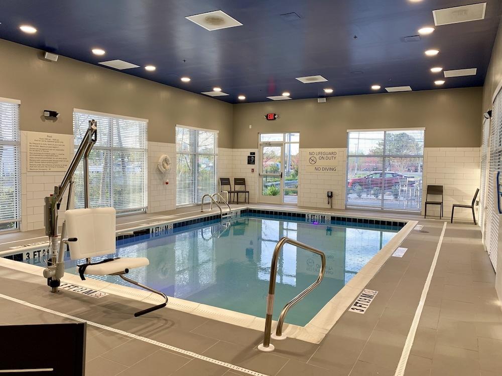 Hampton Inn & Suites Ocean City West
